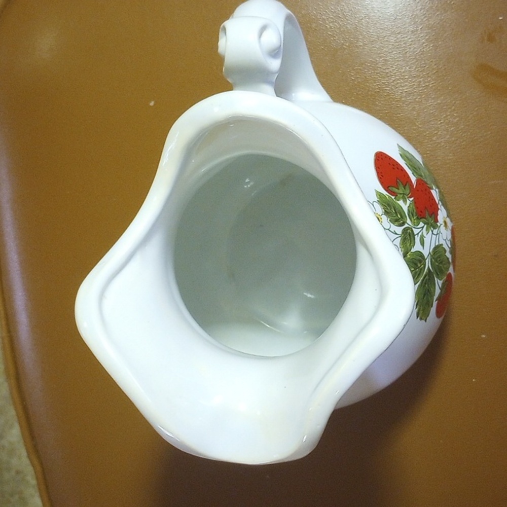 Vintage Ceramic Strawberry & Floral McCoy Pitcher.  White Red Green Yellow - Picture 3 of 8